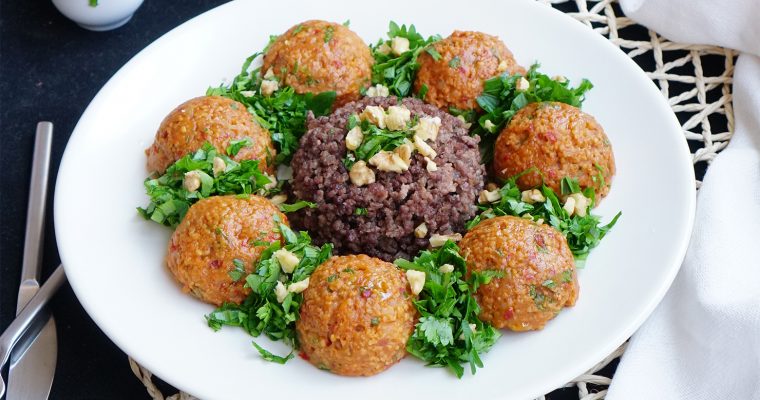 Patates ve bulgurun muhteşem buluşması  Patatesli yağlı bulgur köftesi
